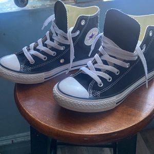 Converse size 2 / Gender: youths /